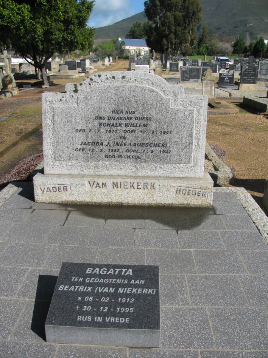 NIEKERK Schalk Willem, van 1877-1941 &amp; Jacoba J. LAUBSCHER 1882-1947 :: BAGATTA Beatrix nee VAN NIEKERK 1912-1995