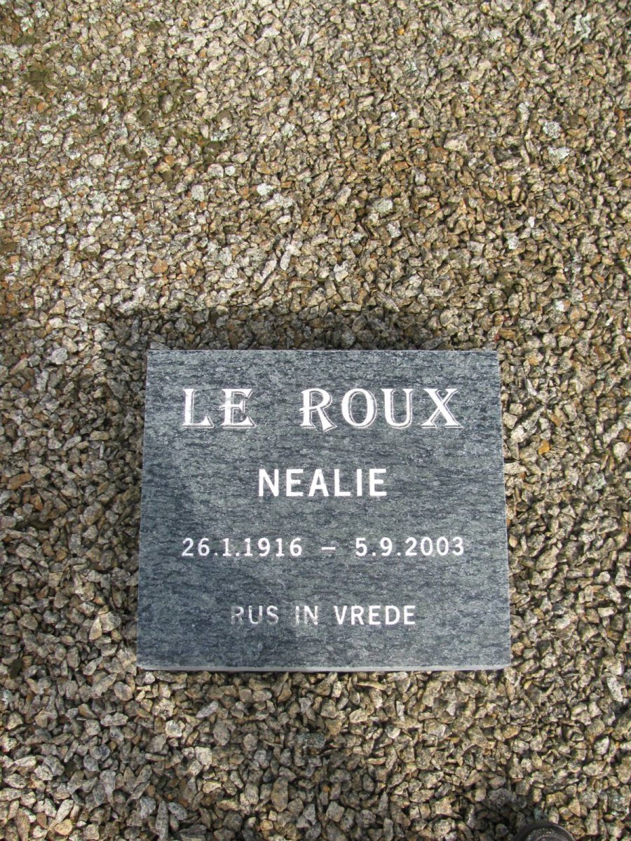 ROUX Nealie, le 1916-2003