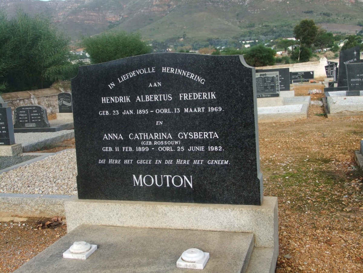 MOUTON Hendrik Albertus Frederik 1895-1969 &amp; Anna Catharina Gysberta ROSSOUW 1899-1982