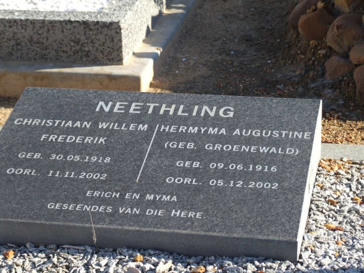 NEETHLING Christiaan Willem Frederik 1918-2002 &amp; Hermyma Augustine GROENEWALD 1916-2002