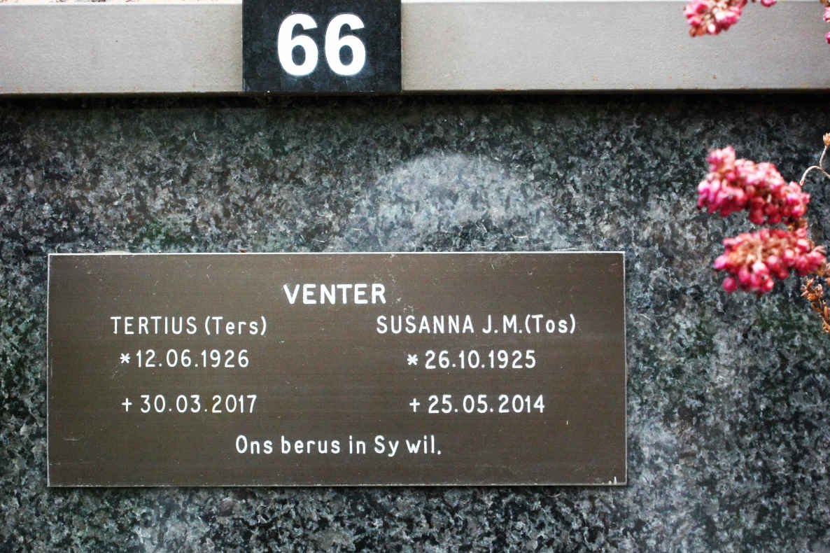 VENTER Tertius 1926-2017 &amp; Susanna J.M. 1925-2014
