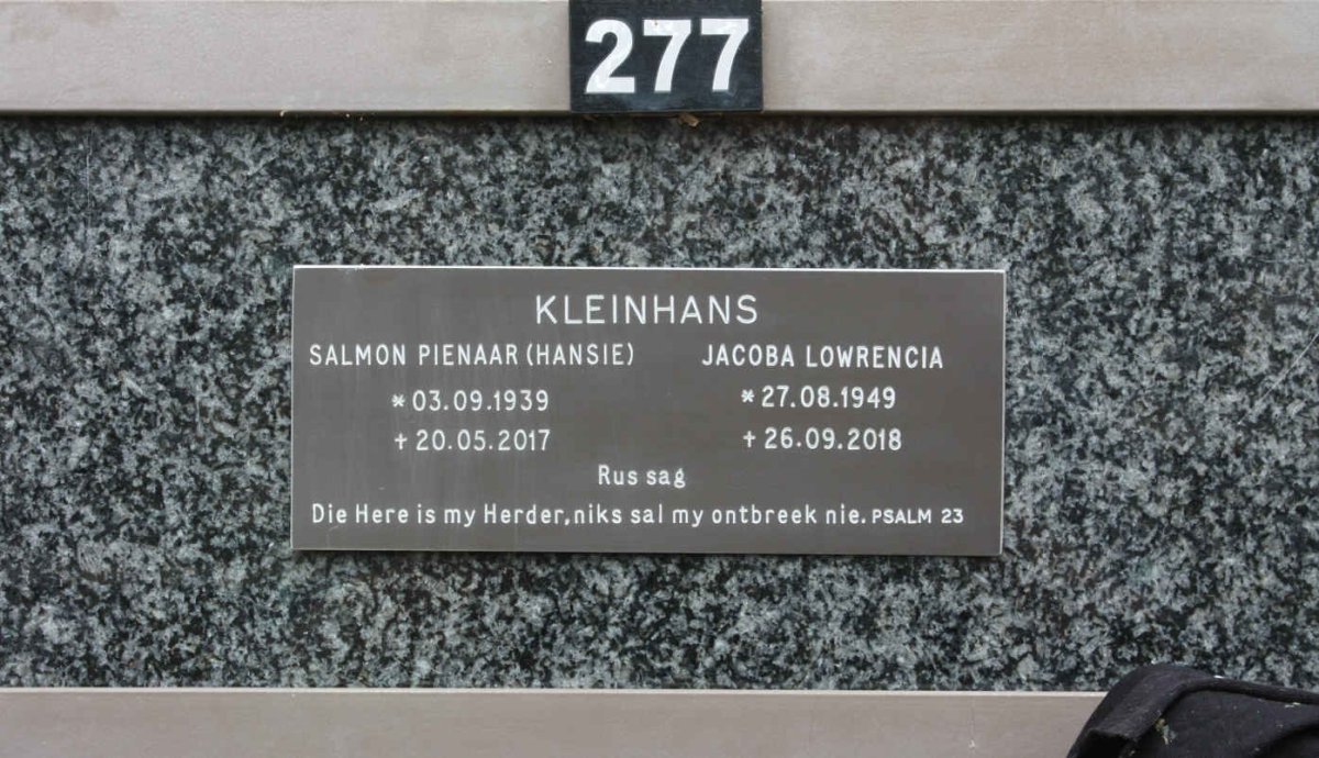KLEINHANS Salmon Pienaar 1939-2017 &amp; Jacoba Lowrencia 1949-2018