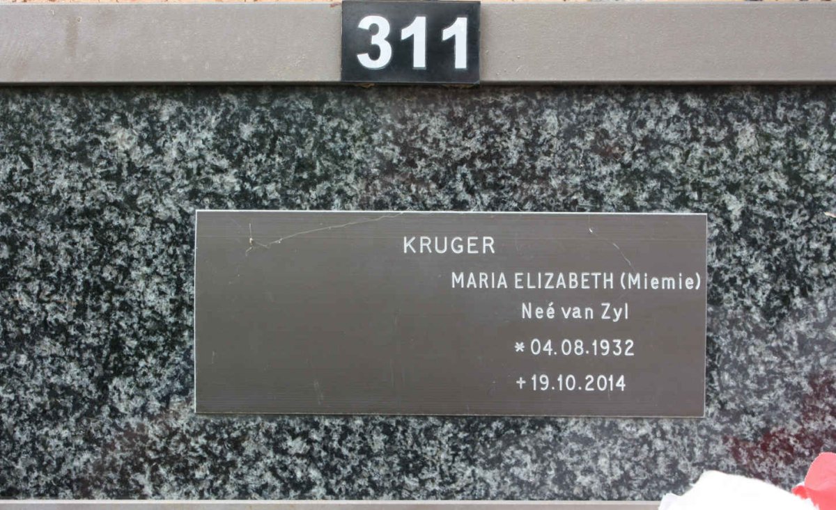 KRUGER Maria Elizabeth nee VAN ZYL 1932-2014