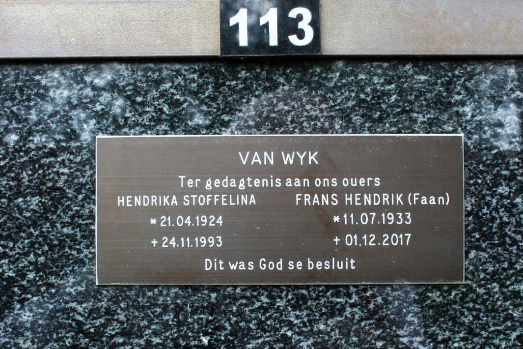WYK Frans Hendrik, van 1933-2017 &amp; Hendrika Stoffelina 1924-1993