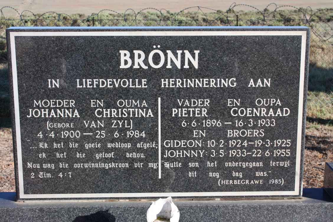 BRÖNN Pieter Coenraad 1896-1933 &amp; Johanna Christina VAN ZYL 1900-1984 :: BRÖNN Gideon 1924-1925 :: BRÖNN Johnny 1933-1955