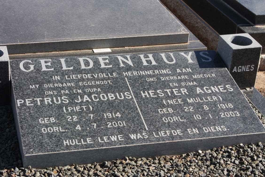 GELDENHUYS Petrus Jacobus 1914-2001 &amp; Hester Agnes MULLER 1918-2003