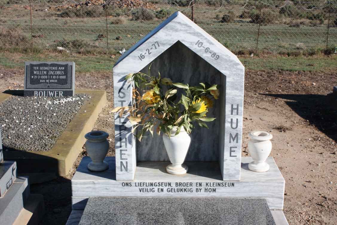 HUME Stephen 1977-1989
