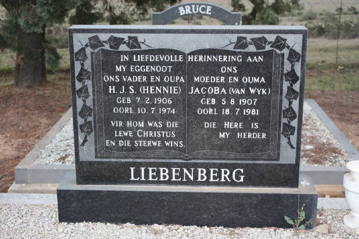 LIEBENBERG H.J.S. 1906-1974 &amp; Jacoba VAN WYK 1907-1981