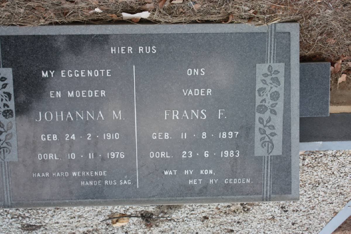 MATTHEE Frans F. 1897-1983 &amp; Johanna M. 1910-1976