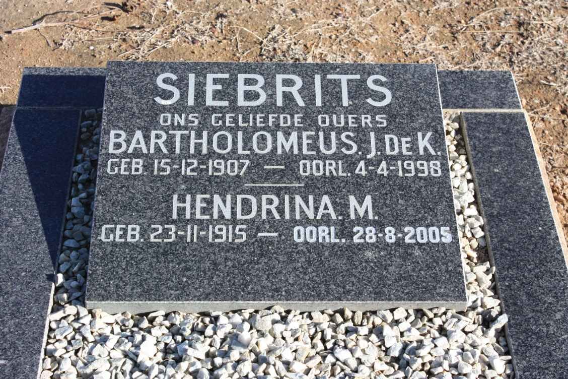 SIEBRITS Bartholomeus J. De K. 1907-1998 &amp; Hendrina M. 1915-2005