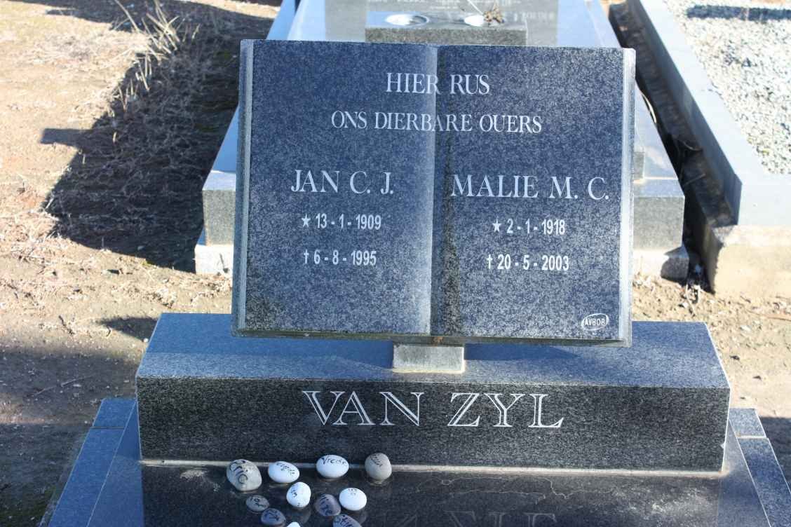 ZYL Jan C.J., van 1909-1995 &amp; Malie M.C. 1918-2003