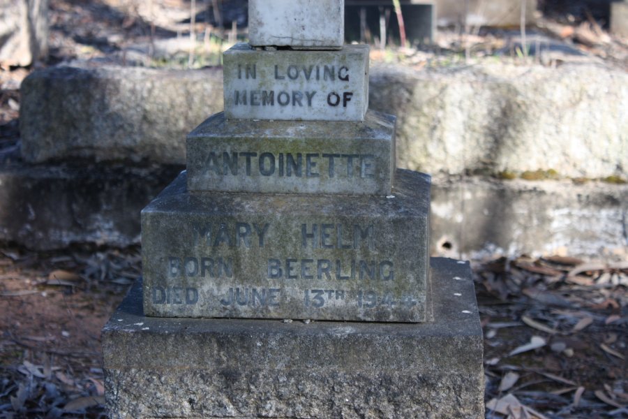 HELM Antoinette Mary nee BEERLING ?-1944