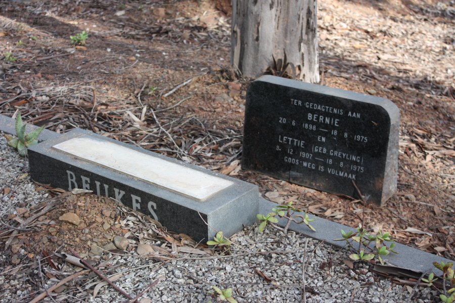 BEUKES Bernie 1898-1975 &amp; Lettie GREYLING 1898-1975