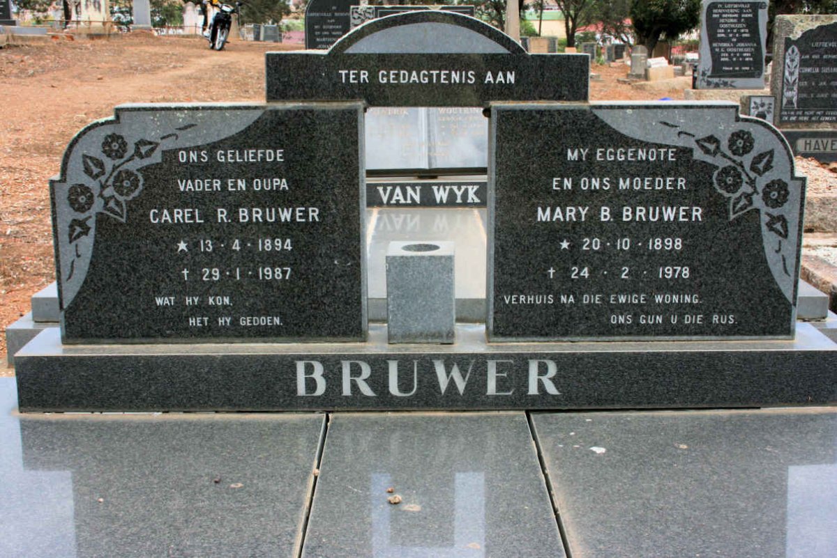 BRUWER Carel R. 1894-1987 &amp; Mary B. 1898-1978
