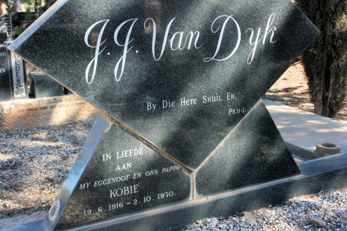DYK J.J., van Kobie 1916-1970