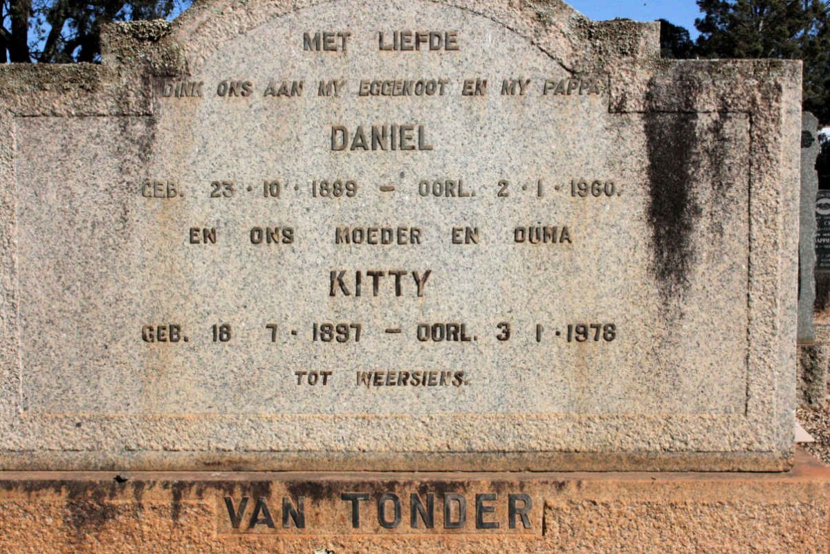 TONDER Daniel, van 1889-1960 &amp; Kitty 1897-1978