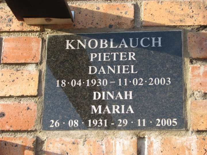 KNOBLAUCH Pieter Daniel 1930-2003 &amp; Dinah Maria 1931-2005