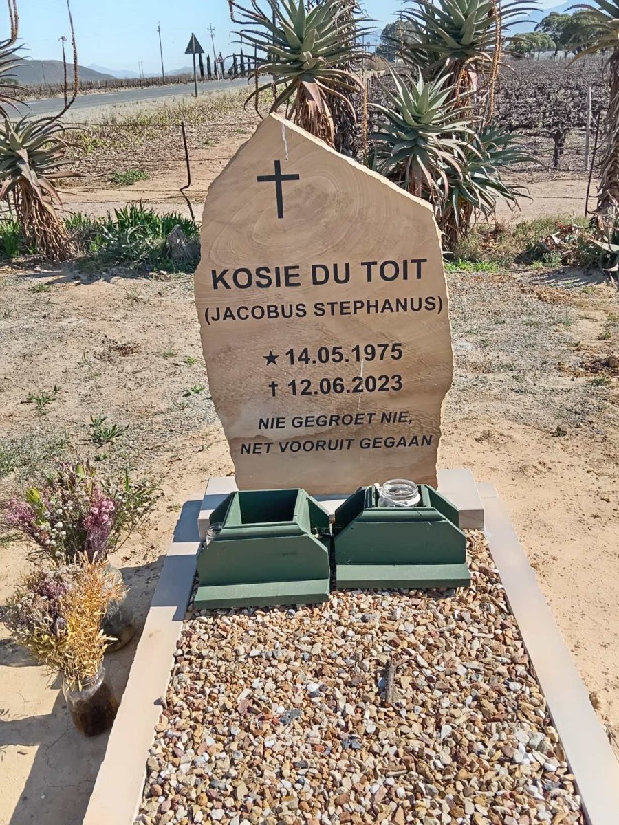 TOIT Jacobus Stephanus, du 1975-2023