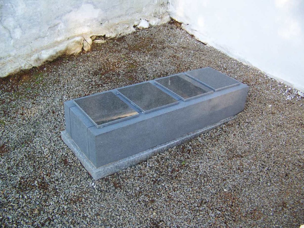 ? Unmarked Graves