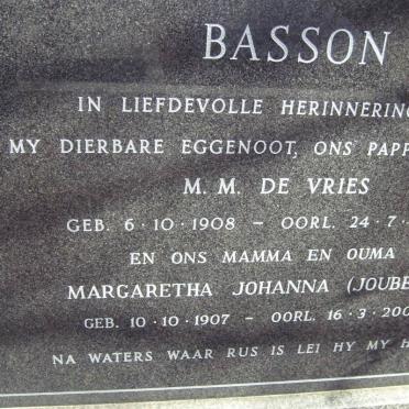 BASSON M.M. de Vries 1908-1983 &amp; Margaretha Johanna JOUBERT 1907-2005