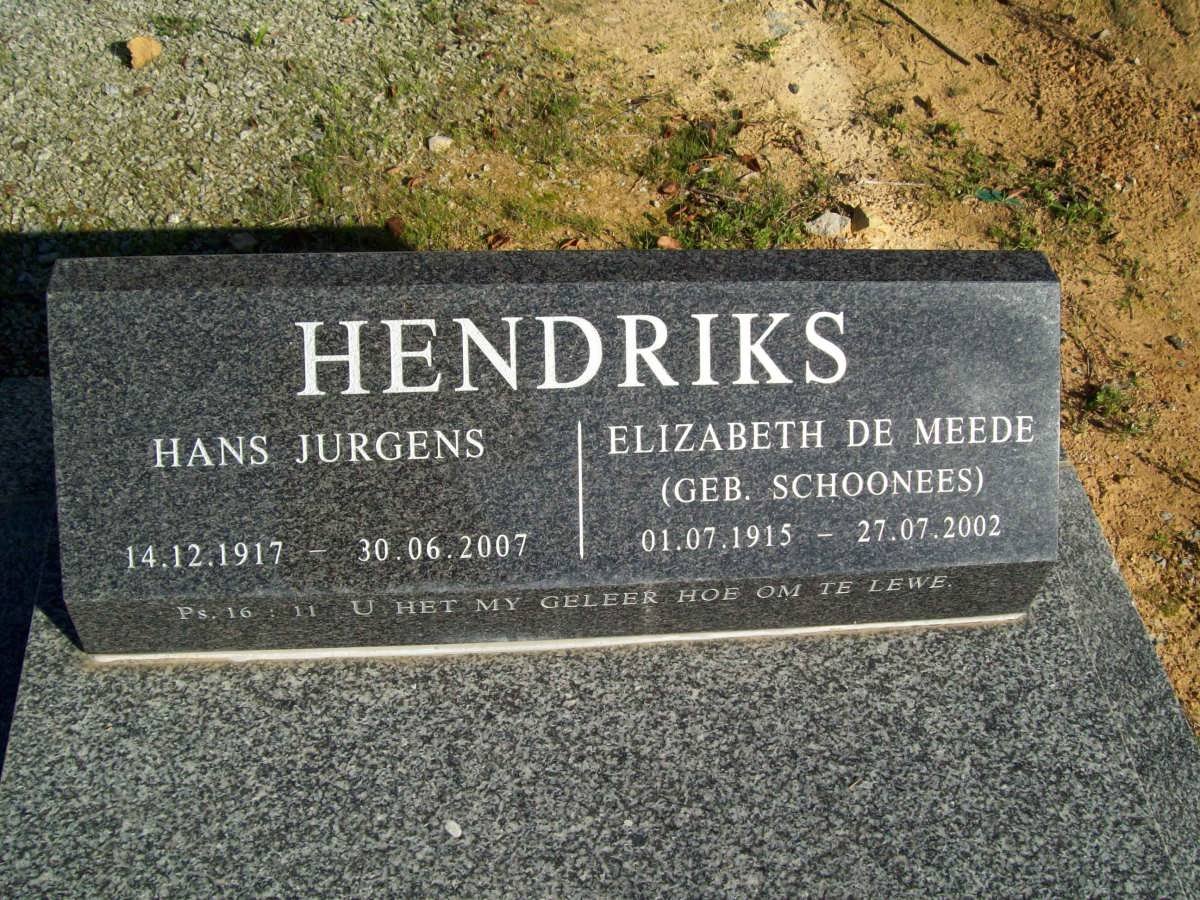 HENDRIKS Hans Jurgens 1917-2007 &amp; Elizabeth de Meede SCHOONEES 1915-2002