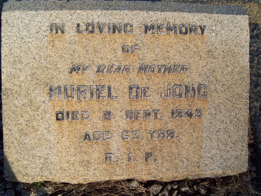 JONG Muriel, de -1945