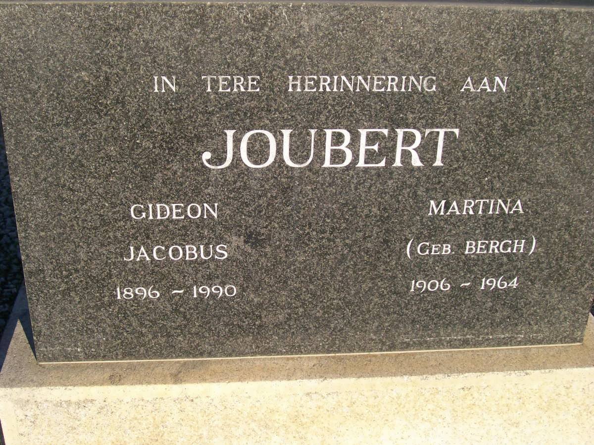 JOUBERT Gideon Jacobus 1896-1990 &amp; Martha BERGH 1906-1964