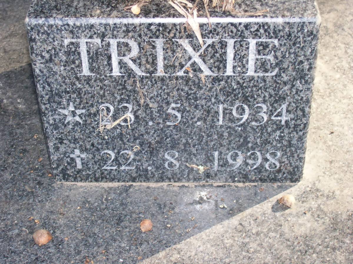 KRONE Trixie 1934-1998