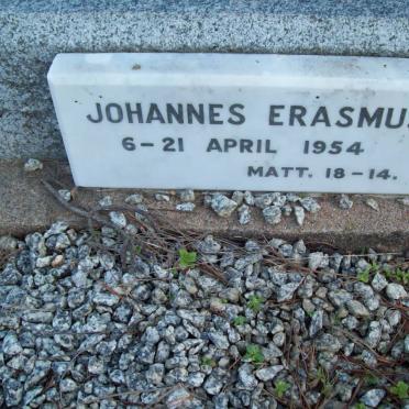 LUCKHOFF Elizabeth nee BAILIE 1848-1909 :: ERASMUS Johannes 1954-1954