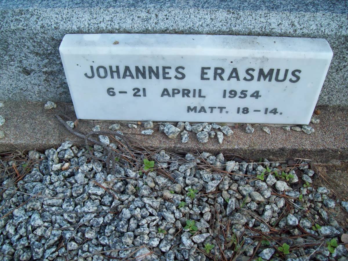 LUCKHOFF Elizabeth nee BAILIE 1848-1909 :: ERASMUS Johannes 1954-1954
