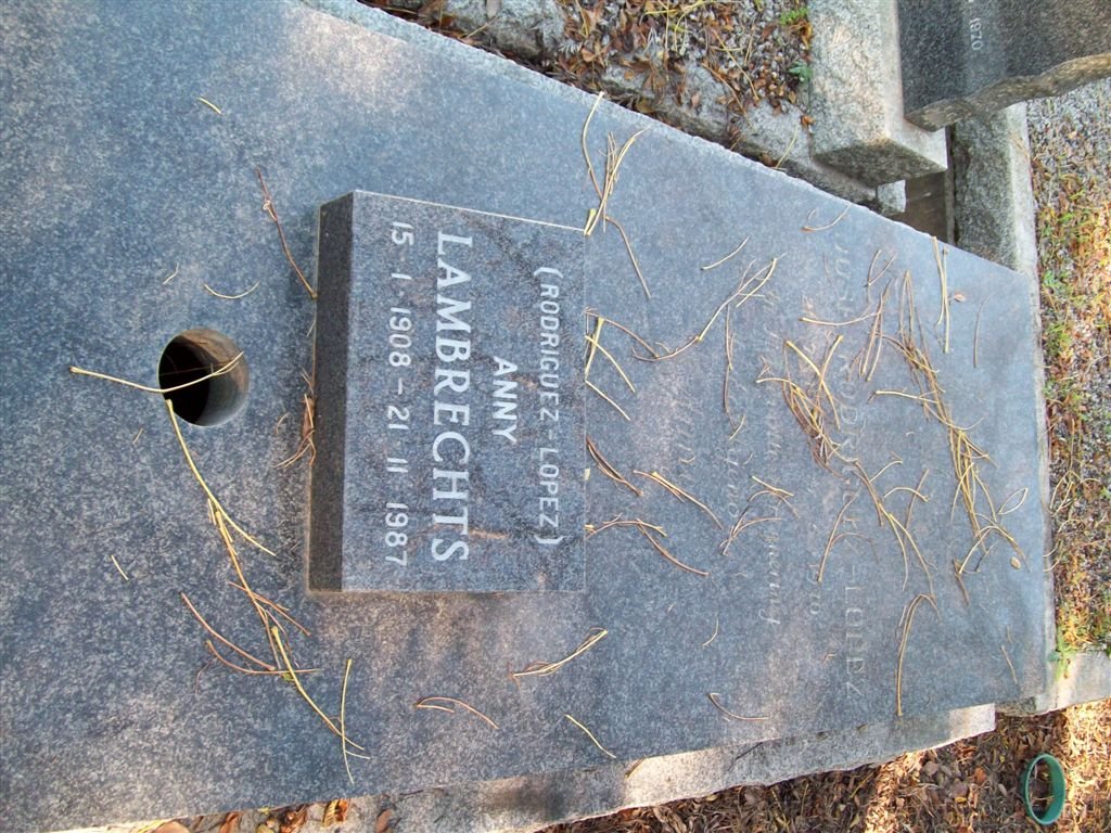LAMBRECHTS Anny 1908-1987