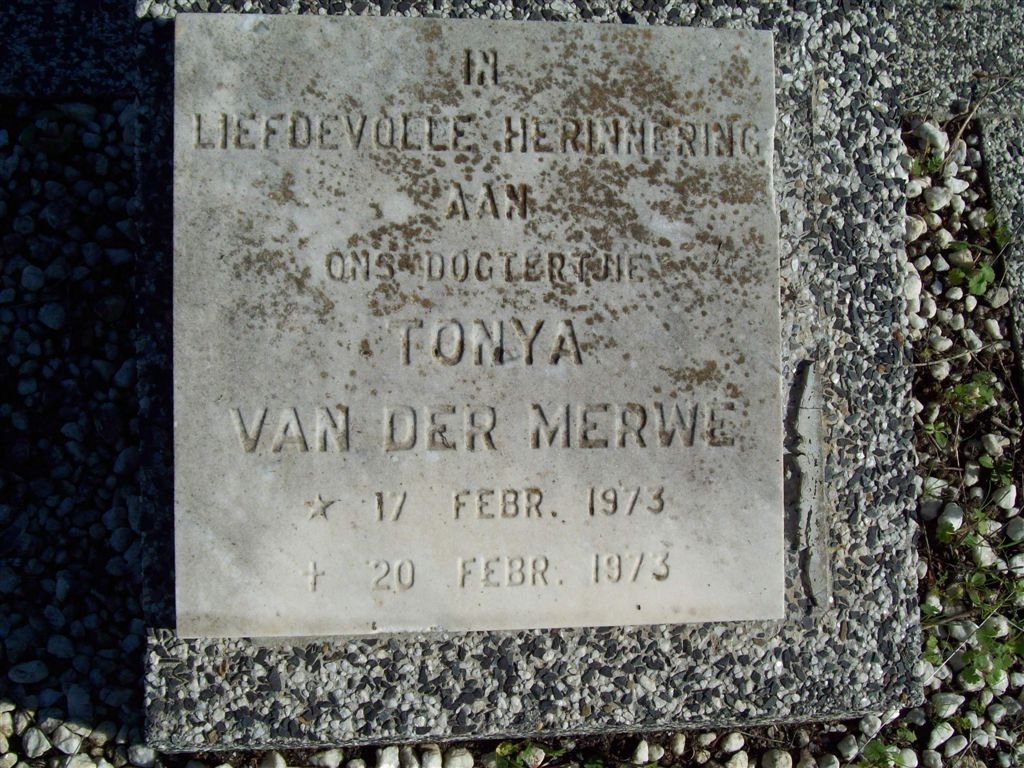 MERWE Tonya, van der 1973-1973