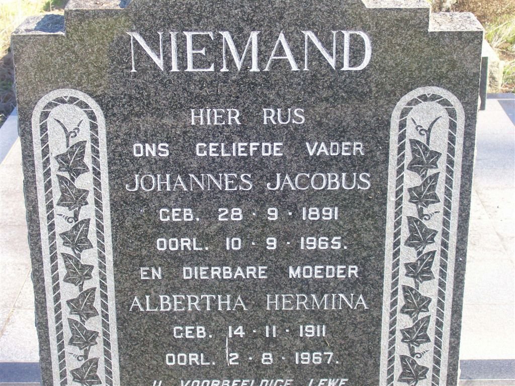 NIEMAND Johannes Jacobus 1891-1965 &amp; Albertha Hermina 1911-1967