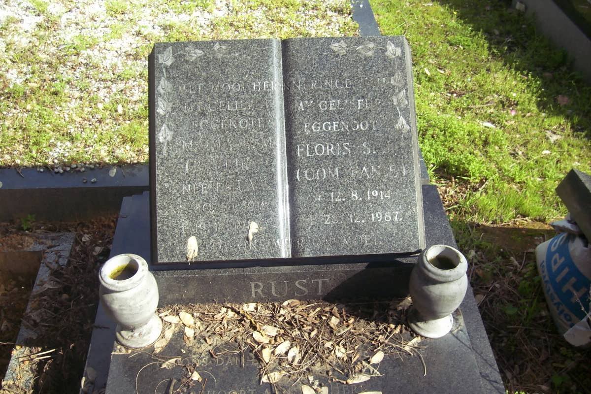 RUST Floris S.J. 1914-1987 &amp; Maria B.M. LOUW 1918-1982