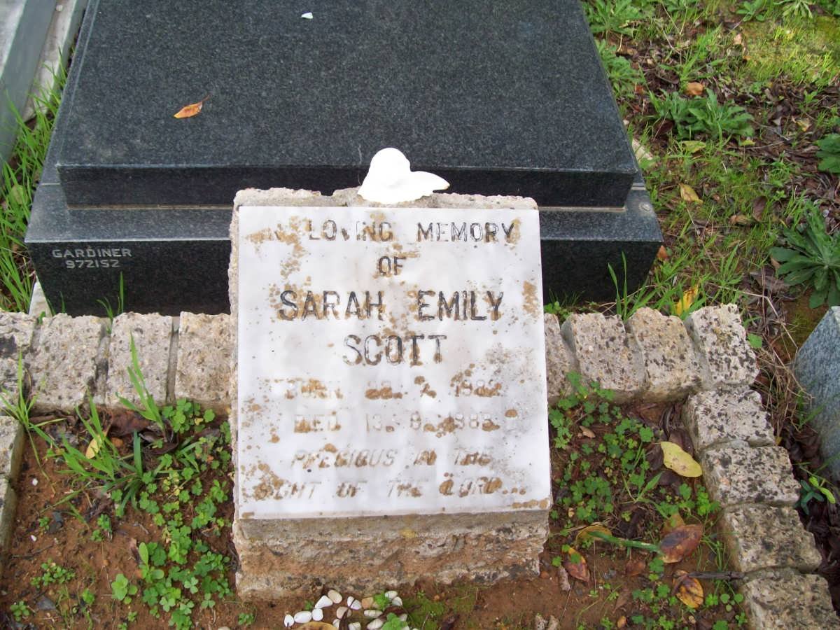 SCOTT Sarah Emily 1982-1988