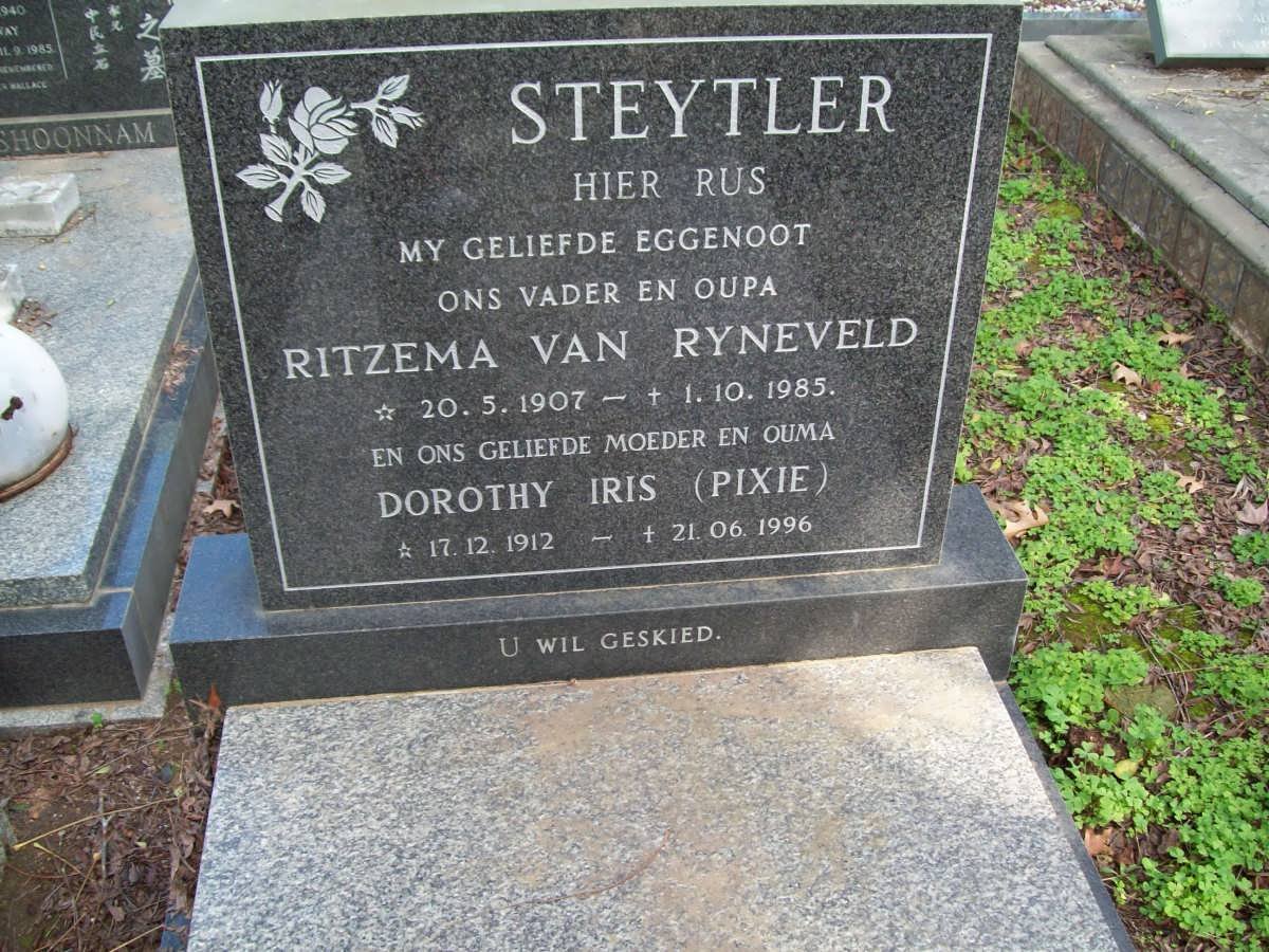 STEYTLER Ritzema van Ryneveld 1907-1985 &amp; Dorothy Iris 1912-1996