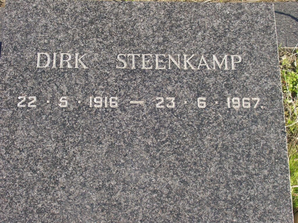 STEENKAMP Dirk 1916-1967