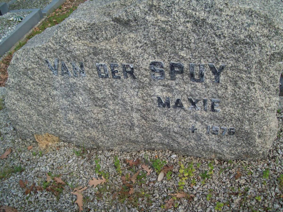 SPUY Maxie, van der -1976