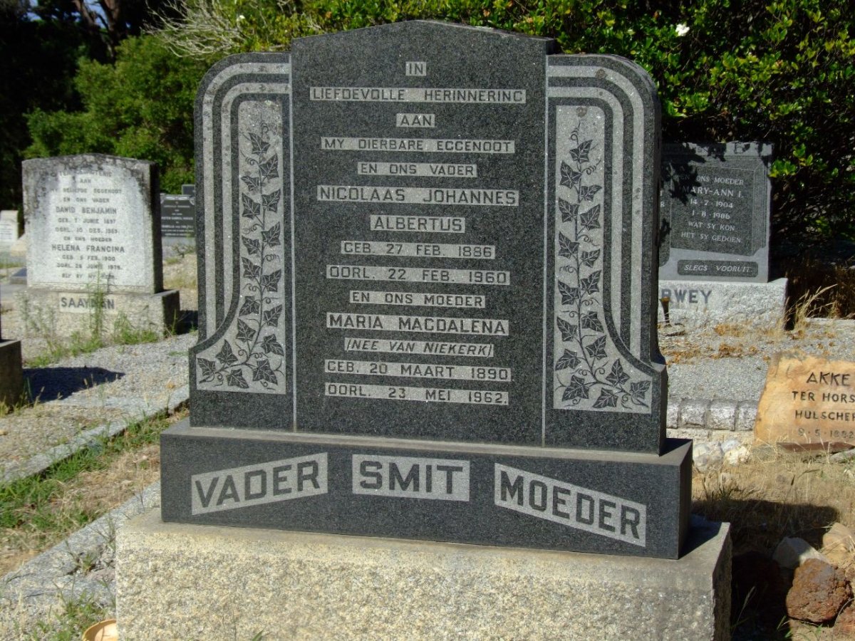 SMIT Nicolaas Johannes Albertus 1886-1960 &amp; Maria Magdalena VAN NIEKERK 1890-1962