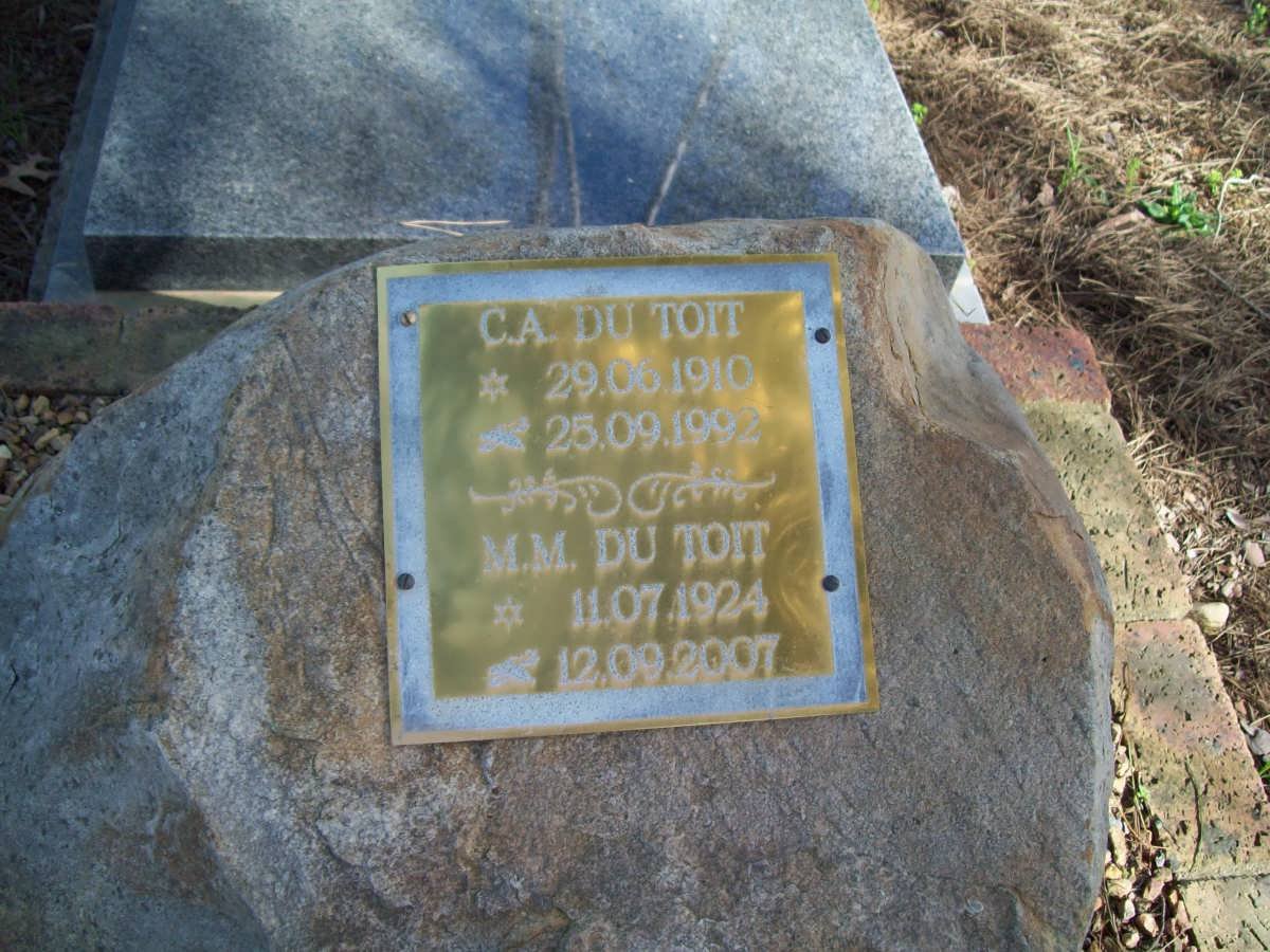 TOIT C.A., du 1910-1992 &amp; M.M. 1924-2007