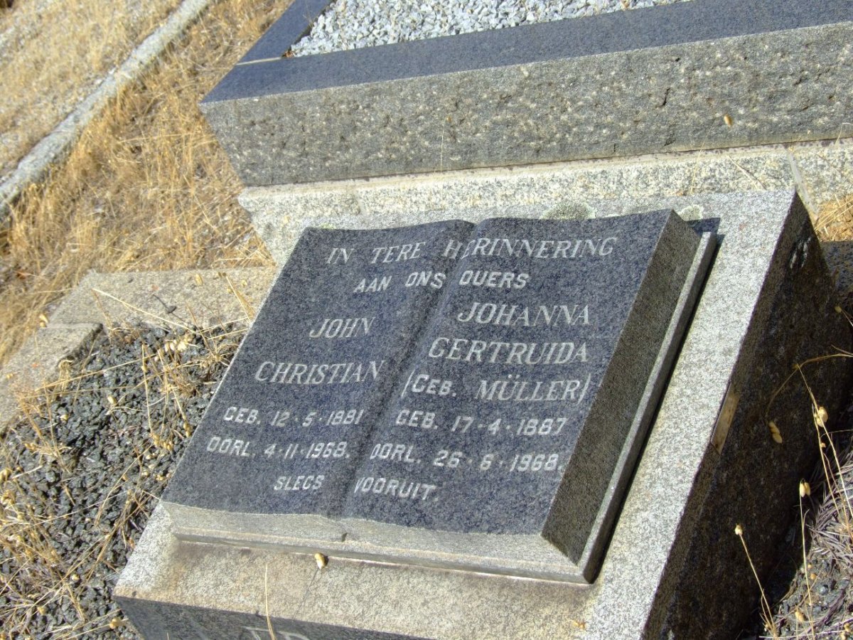 ? John Christian 1881-1968 &amp; Johanna Gertruida MULLER 1887-1968