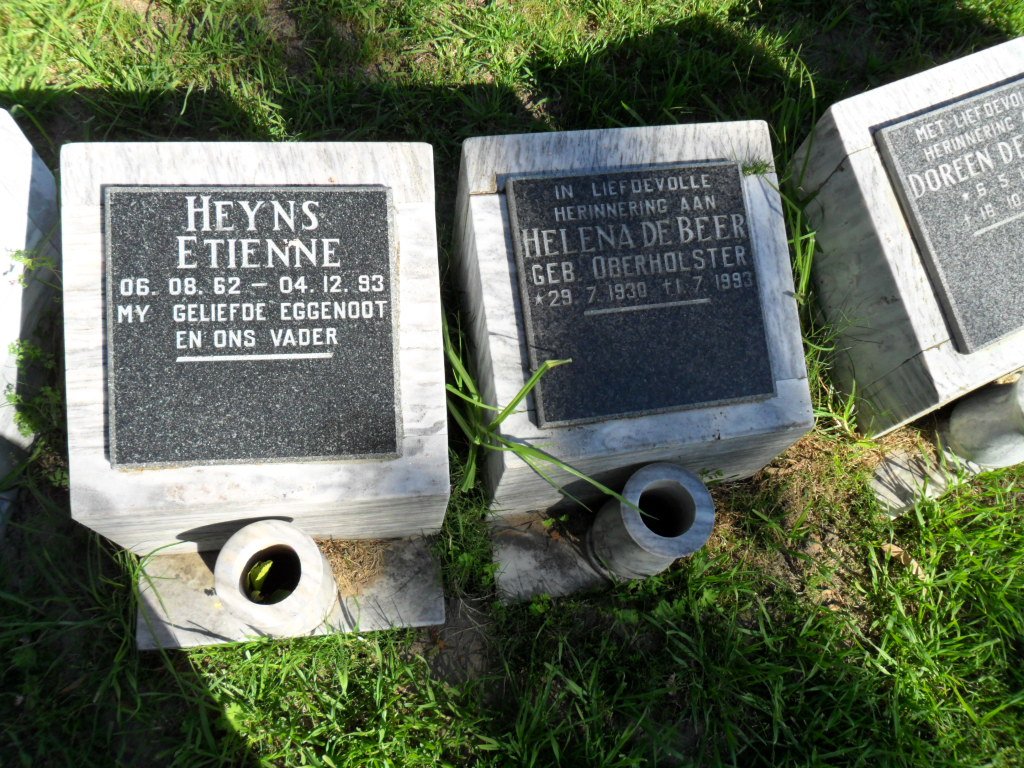 HEYNS Etienne 1962-1993 :: DE BEER Helena nee OBERHOLSTER 1930-1993