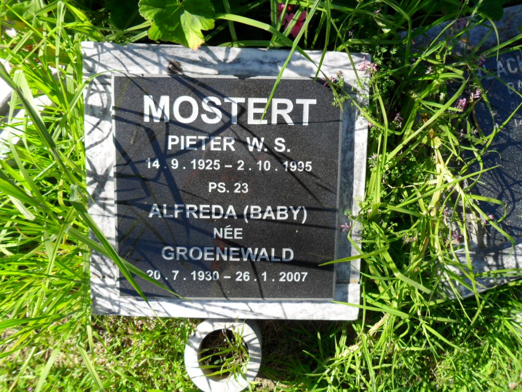 MOSTERT Pieter W.S. 1925-1995 &amp; Alfreda GROENEWALD 1930-2007