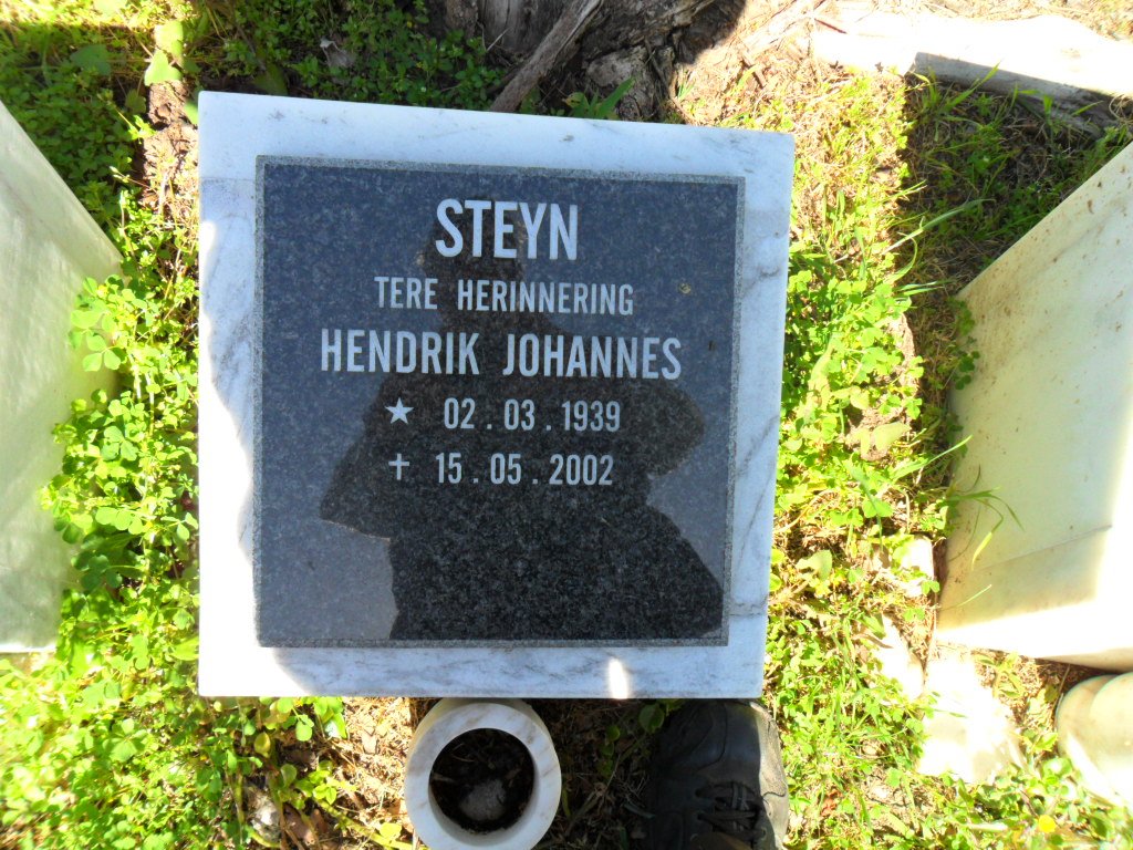 STEYN Hendrik Johannes 1939-2002