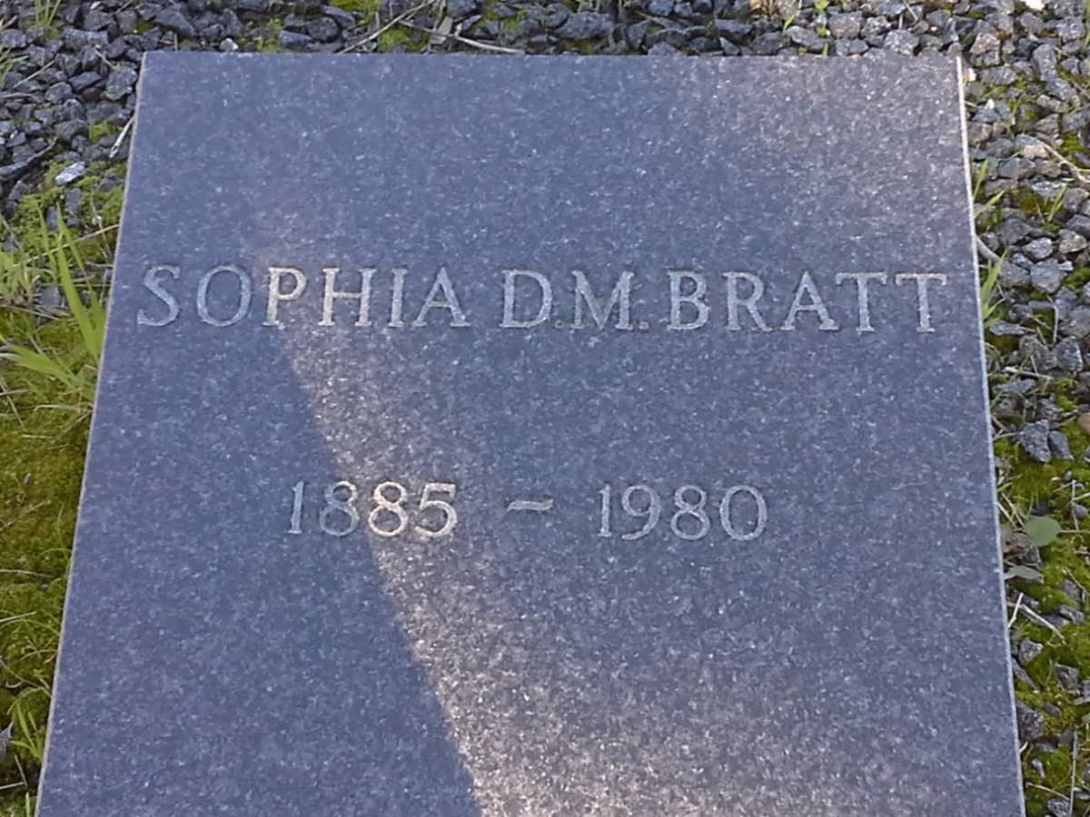 BRATT Sophia D.M. 1885-1980