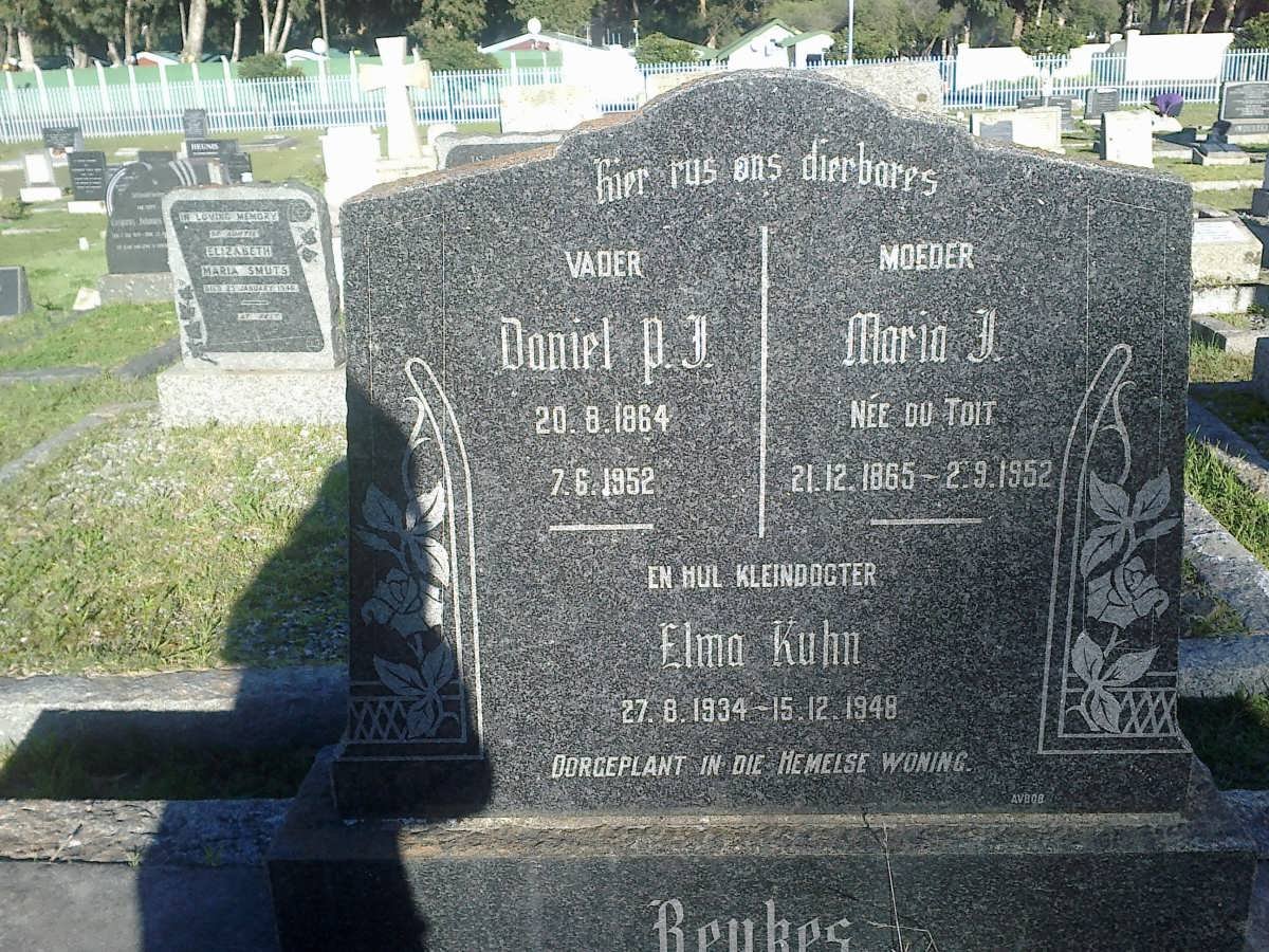 BEUKES Daniel P.J. 1864-1952 &amp; Maria J. DU TOIT 1865-1952 :: KUHN Elma 1934-1948