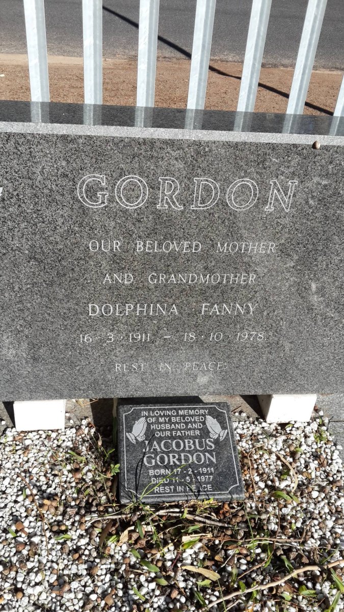 GORDON Jacobus 1911-1977 &amp; Dolphina Fanny 1911-1978