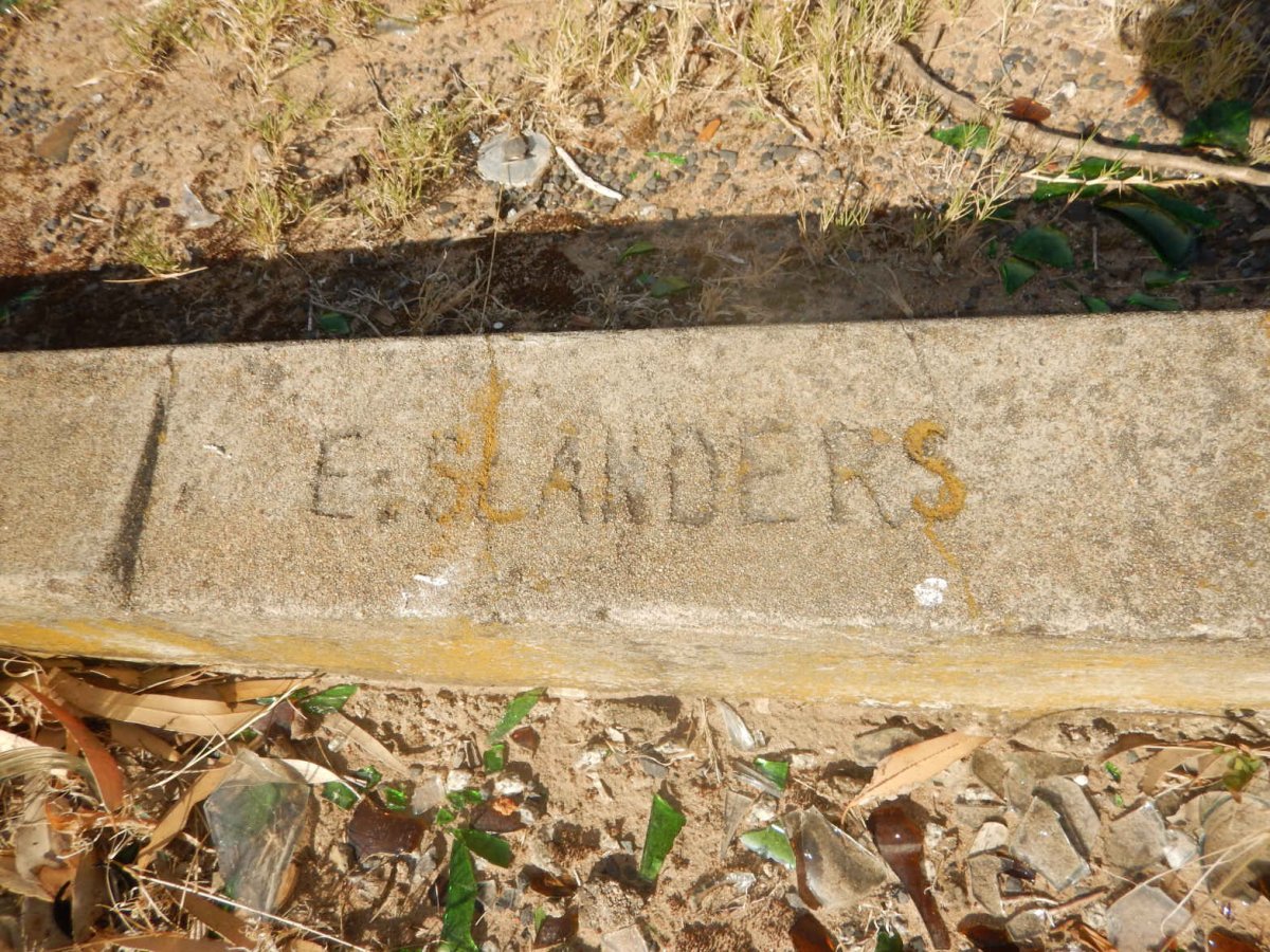SLANDERS E.