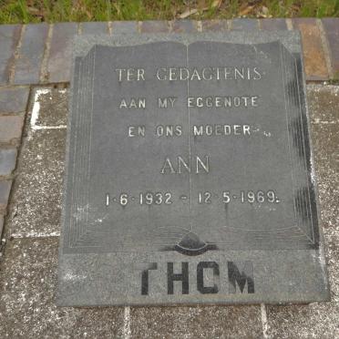 THOM Ann 1932-1969
