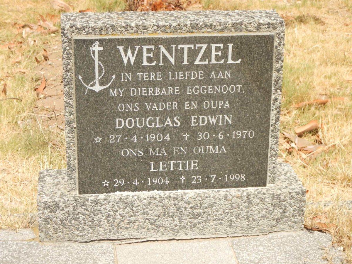 WENTZEL Douglas Edwin 1904-1970 &amp; Lettie 1904-1998